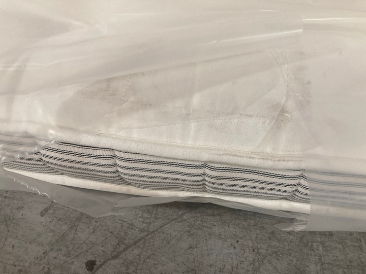 Lot 167  
            Marchington SR10 - Delivery or Collection 

                
LOAF.COM SOFA BED MATTRESS : SIZE 153 X 180CM: LOCATION - A3