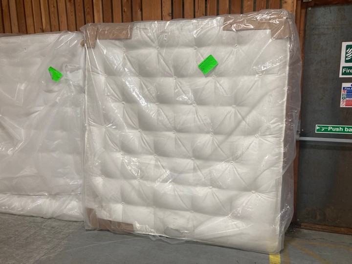 Lot 170  
            Marchington SR10 - Delivery or Collection 

                
LOAF.COM OUR PERFECT SUPER KING SIZE MATTRESS - ORIGINAL RRP £895: LOCATION - A4