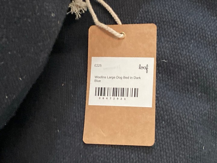 Lot 172  
            Marchington SR10 - Delivery or Collection 

                
LOAF.COM WOOFINS LARGE DOG BED IN DARK BLUE - ORIGINAL RRP £195: LOCATION - A3