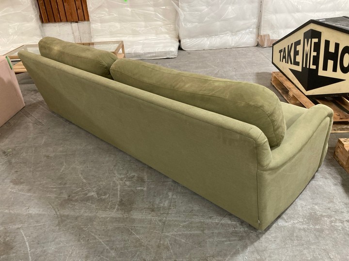 Lot 178  
            Marchington SR10 - Delivery or Collection 

                
LOAF.COM JONESY EXTRA LARGE 4 SEATER SOFA IN ALLOTMENT CLEVER COTTON - ORIGINAL R...