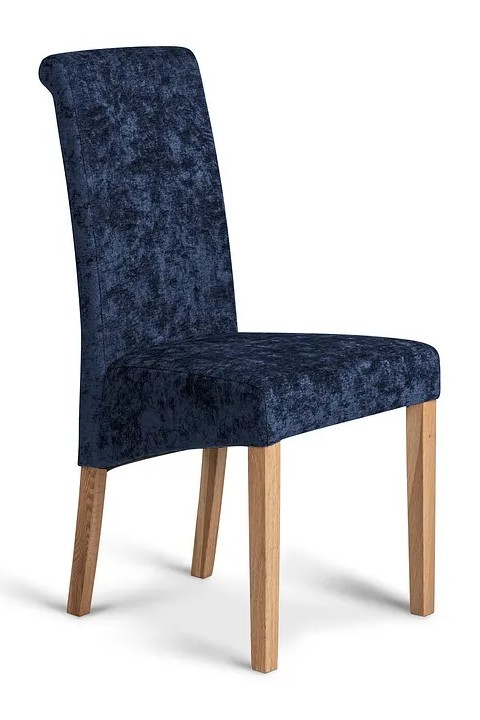 Lot 18  
            Marchington SR10 - Delivery or Collection 

                
OAK FURNITURELAND SCROLL BACK CHAIR IN BROOKLYN HUMMINGBIRD BLUE CRUSHED CHENILLE...