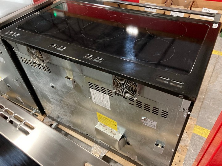 Lot 200  
            Marchington SR10 - Delivery or Collection 

                
STOVES 110CM ELECTRIC RANGE COOKER WITH INDUCTION HOB: MODEL S1100EI - ORIGINAL R... - Image 4