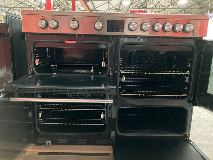 Lot 201  
            Marchington SR10 - Delivery or Collection 

                
STOVES 110CM PRECISION RANGE COOKER IN STAINLESS STEEL MODEL: D11OOEI RTY ORIGINA... - Image 3