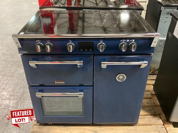 Lot 204  
            Marchington SR10 - Delivery or Collection 

                
STOVES RICHMOND DELUXE 90CM RANGE COOKER IN MIDNIGHT BLUE MODEL: D900EI TCH ORIGI...