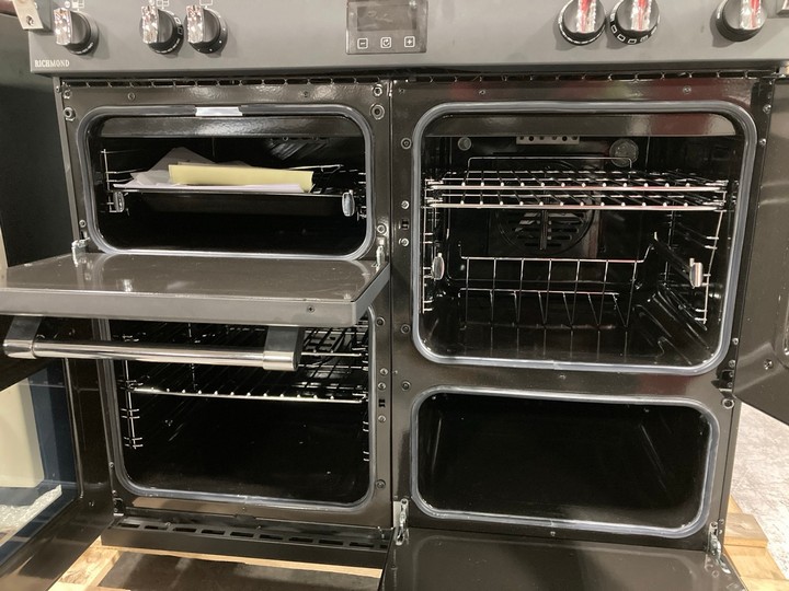 Lot 211  
            Marchington SR10 - Delivery or Collection 

                
STOVES RICHMOND 100CM ELECTRIC RANGE COOKER WITH INDUCTION HOB: MODEL S1000EI - O... - Image 3