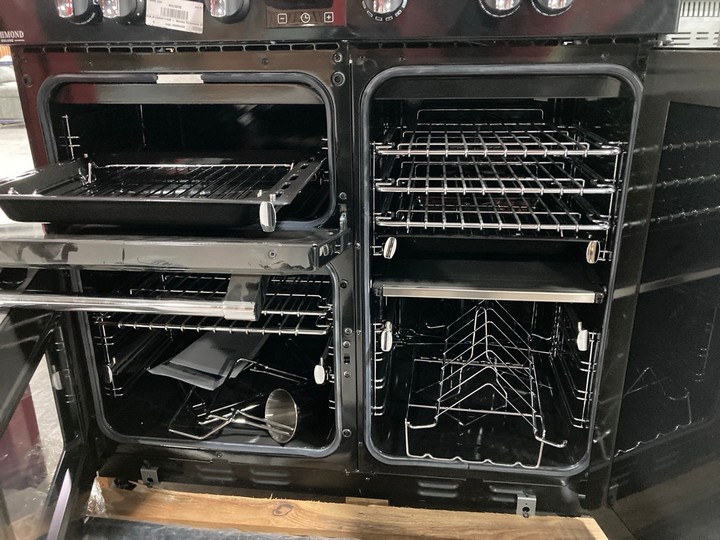 Lot 212  
            Marchington SR10 - Delivery or Collection 

                
STOVES RICHMOND DELUXE 90CM RANGE COOKER WITH INDUCTION HOB IN BLACK : MODEL D900... - Image 3