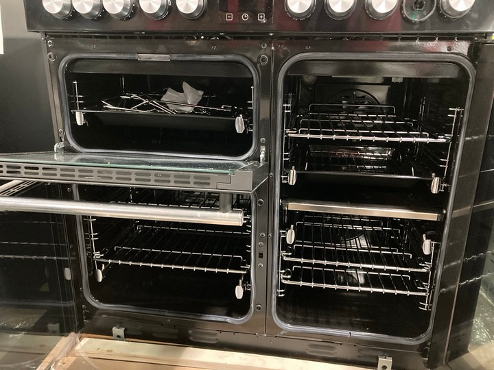 Lot 213  
            Marchington SR10 - Delivery or Collection 

                
STOVES RICHMOND 90CM RANGE COOKER WITH INDUCTION HOB IN STAINLESS STEEL AND BLACK... - Image 3