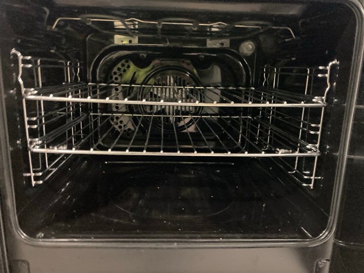 Lot 215  
            Marchington SR10 - Delivery or Collection 

                
BELLING FARMHOUSE 100CM RANGE COOKER WITH INDUCTION HOB: MODEL 100EI - ORIGINAL R...