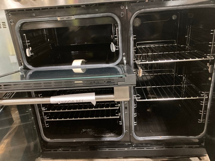 Lot 221  
            Marchington SR10 - Delivery or Collection 

                
STOVES STERLING 90CM ELECTRIC RANGE COOKER WITH INDUCTION HOB: MODEL S900EI - ORI... - Image 2