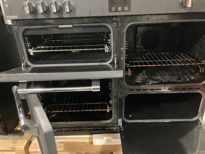 Lot 223  
            Marchington SR10 - Delivery or Collection 

                
STOVES 110CM ELECTRIC RANGE COOKER WITH INDUCTION HOB: MODEL S1100EI - ORIGINAL R... - Image 2