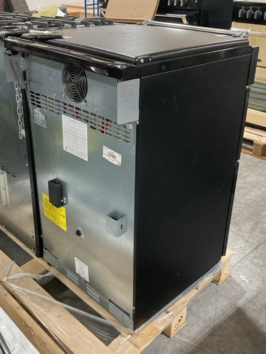 Lot 239  
            Marchington SR10 - Delivery or Collection 

                
STOVES RICHMOND 55CM ELECTRIC MINI RANGE COOKER: MODEL 550E - ORIGINAL RRP £549: ...