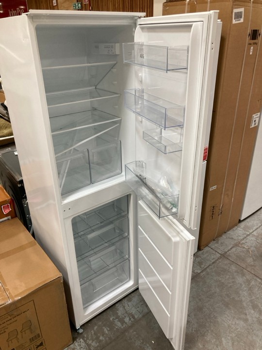 Lot 263  
            Marchington SR10 - Delivery or Collection 

                
AEG INTEGRATED FRIDGE FREEZER: MODEL: OSC5S185ES - ORIGINAL RRP £599: LOCATION - A5 - Image 2