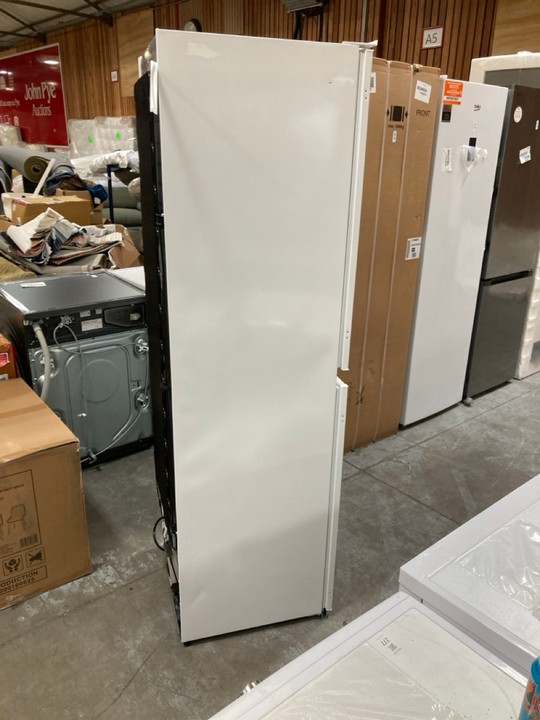 Lot 263  
            Marchington SR10 - Delivery or Collection 

                
AEG INTEGRATED FRIDGE FREEZER: MODEL: OSC5S185ES - ORIGINAL RRP £599: LOCATION - A5 - Image 3