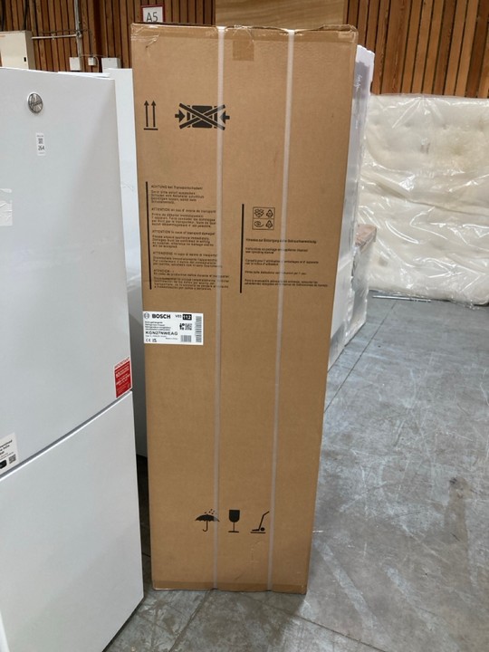 Lot 265  
            Marchington SR10 - Delivery or Collection 

                
BOSCH FRIDGE FREEZER: MODEL KGN27NWEAG - ORIGINAL RRP £469: LOCATION - A5 - Image 2