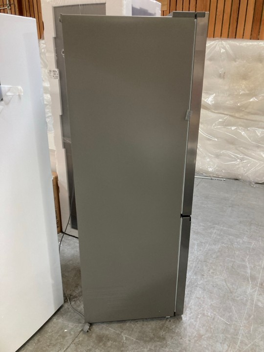 Lot 267  
            Marchington SR10 - Delivery or Collection 

                
LG TALL FRIDGE FREEZER : MODEL GBBSJ10DPY - ORIGINAL RRP £699: LOCATION - A5 - Image 3