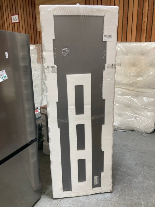 Lot 268  
            Marchington SR10 - Delivery or Collection 

                
SAMSUNG SERIES 8 TALL FRIDGE FREEZER : MODEL RB38C607AB1 - ORIGINAL RRP £949: LOC... - Image 3