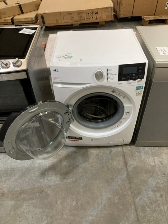 Lot 274  
            Marchington SR10 - Delivery or Collection 

                
AEG 7000 8KG WASH/5KG DRY WASHER DRYER: MODEL LWR7185M4B - ORIGINAL RRP £849: LOC... - Image 2
