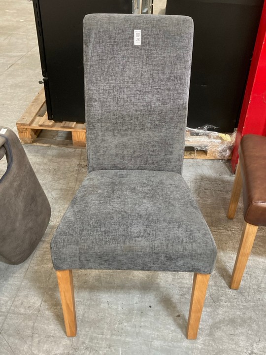 Lot 28  
            Marchington SR10 - Delivery or Collection 

                
OAK FURNITURELAND SCROLL BACK CHAIR IN BROOKLYN ASTEROID GREY CRUSHED CHENILLE WI...