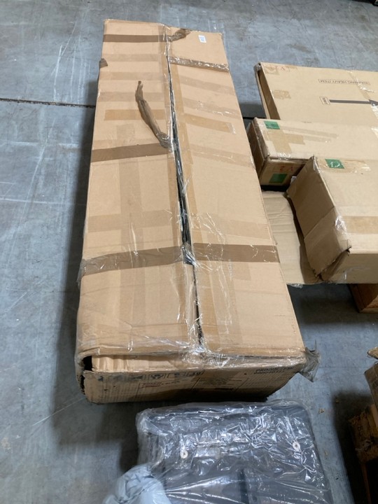 Lot 290  
            Marchington SR10 - Delivery or Collection 

                
JOHN LEWIS & PARTNERS BOBBIN CONSOLE TABLE IN BLACK FINISH: LOCATION - A6