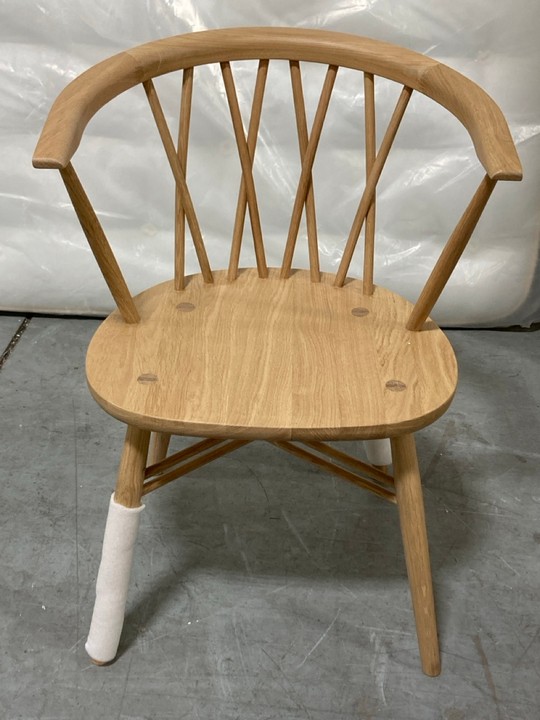 Lot 300  
            Marchington SR10 - Delivery or Collection 

                
JOHN LEWIS & PARTNERS SHALSTONE ARMCHAIR ORIGINAL RRP: £329: LOCATION - A6