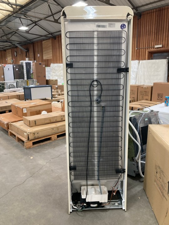 Lot 308  
            Marchington SR10 - Delivery or Collection 

                
SMEG 50'S STYLE RETRO FRIDGE FREEZER: MODEL FAB32RCR5UK - ORIGINAL RRP £1549: LOC... - Image 4