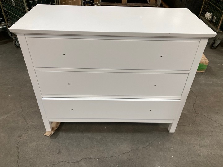 Lot 309  
            Marchington SR10 - Delivery or Collection 

                
JOHN LEWIS & PARTNERS WILTON 3 DRAWER CHEST IN WHITE - ORIGINAL RRP £279: LOCATIO...