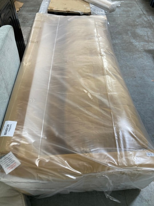 Lot 314  
            Marchington SR10 - Delivery or Collection 

                
JOHN LEWIS & PARTNERS BARBICAN GRAND SOFA ORIGINAL RRP: £1798: LOCATION - A7 - Image 3