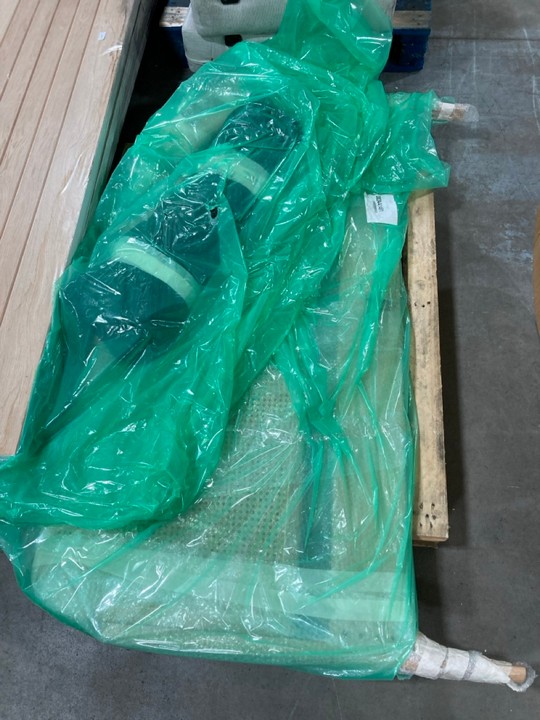 Lot 323  
            Marchington SR10 - Delivery or Collection 

                
PALLET OF ASSORTED FURNITURE COMPONENTS TO INCLUDE SQUARE EXTENDING TABLE TOP IN ... - Image 2