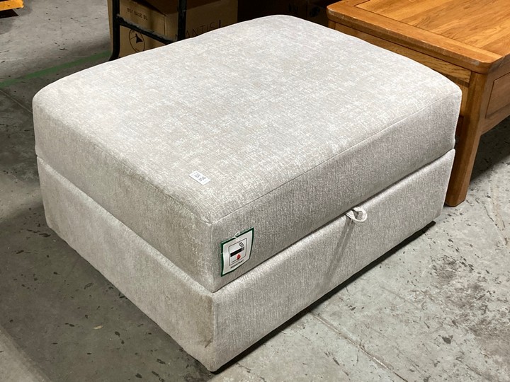 Lot 356  
            Marchington SR10 - Delivery or Collection 

                
OAK FURNITURELAND MALVERN STORAGE FOOTSTOOL IN SILVER - ORIGINAL RRP £529: LOCATI...
