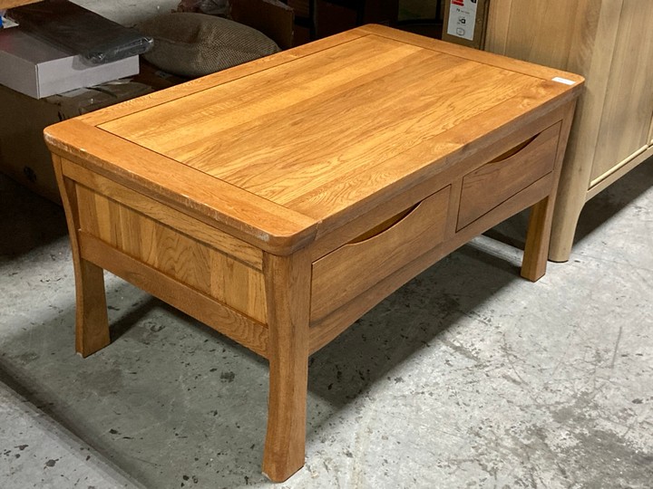 Lot 357  
            Marchington SR10 - Delivery or Collection 

                
OAK FURNITURELAND ORRICK RUSTIC SOLID OAK 4 DRAWER STORAGE COFFEE TABLE - ORIGINA... - Image 3