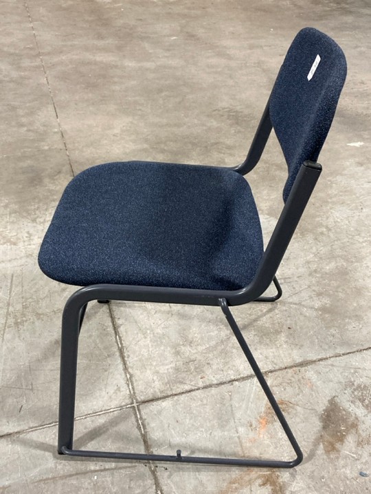 Lot 362  
            Marchington SR10 - Delivery or Collection 

                
VESTA LIGHTWEIGHT STACKING CHAIR WITH ANTHRACITE FRAME AND DARK BLUE COMBINATION ...