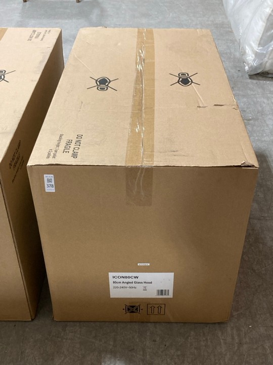 Lot 378  
            Marchington SR10 - Delivery or Collection 

                
APELSON 80CM ANGLED GLASS HOOD IN COPPER & WHITE MODEL: ICON80CW ORIGINAL RRP: £2...