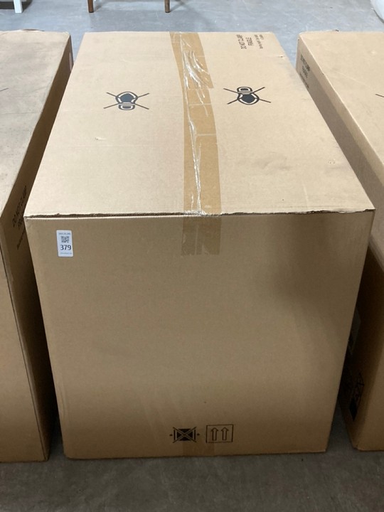 Lot 379  
            Marchington SR10 - Delivery or Collection 

                
APELSON 80CM ANGLED GLASS HOOD IN COPPER & WHITE MODEL: ICON80CW ORIGINAL RRP: £2... - Image 2