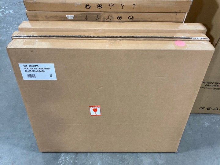 Lot 403  
            Marchington SR10 - Delivery or Collection 

                
3 X PLATINUM FROST GLASS SPLASHBACKS : SIZE 90 X 75CM: LOCATION - A2 - Image 4