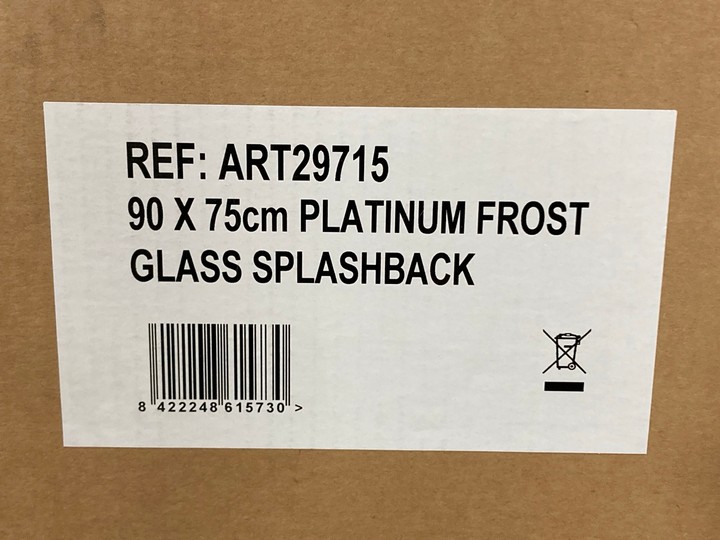 Lot 405  
            Marchington SR10 - Delivery or Collection 

                
3 X PLATINUM FROST GLASS SPLASHBACKS : SIZE 90 X 75CM: LOCATION - A2 - Image 3