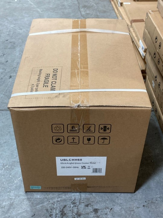 Lot 424  
            Marchington SR10 - Delivery or Collection 

                
CATA 60CM STAINLESS STEEL ANGLED GLASS COOKER HOOD: MODEL UBLCHH60SS - ORIGINAL R... - Image 2