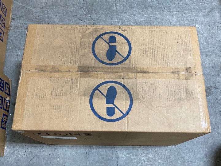 Lot 427  
            Marchington SR10 - Delivery or Collection 

                
CATA STAINLESS STEEL BUILT IN MICROWAVE OVEN: MODEL BM17LBS - ORIGINAL RRP £130: ... - Image 4