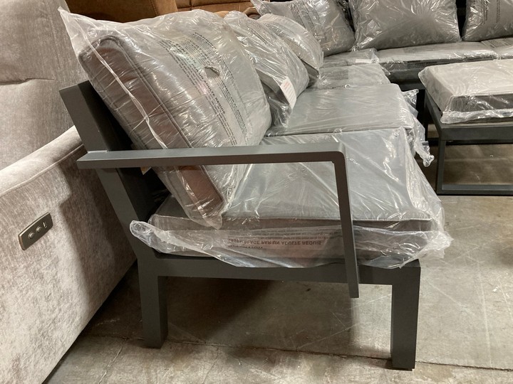 Lot 449  
            Marchington SR10 - Delivery or Collection 

                
DREAMS OUTDOOR GARDEN FURNITURE CORNER SET IN GREY: LOCATION - C8 - Image 4