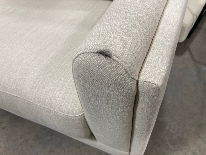 Lot 456  
            Marchington SR10 - Delivery or Collection 

                
DREAMS INTERIORS 2 SEATER SOFA IN CREAM: LOCATION - C8 - Image 4