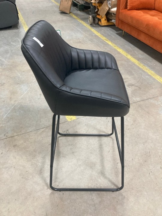 Lot 458  
            Marchington SR10 - Delivery or Collection 

                
DREAMS INTERIORS BLACK LEATHER BAR STOOL: LOCATION - C8 - Image 2