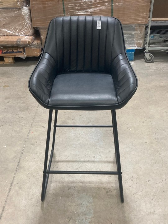 Lot 463  
            Marchington SR10 - Delivery or Collection 

                
DREAMS INTERIORS BLACK LEATHER BAR STOOL: LOCATION - C8