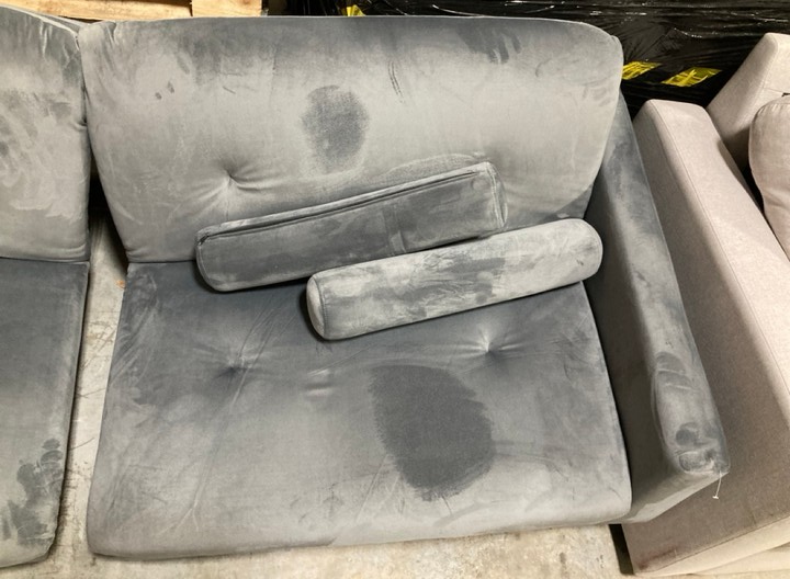 Lot 470  
            Marchington SR10 - Delivery or Collection 

                
DREAMS INTERIORS 2 SEATER VELVET GREY SOFA: LOCATION - D7 - Image 3