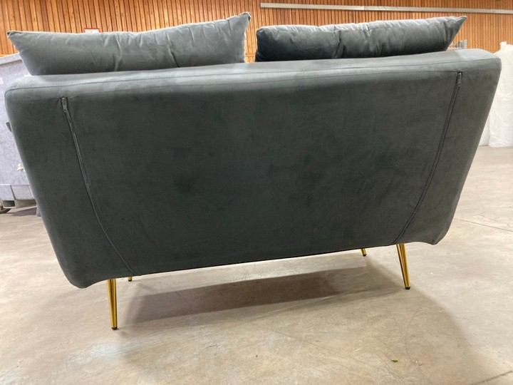 Lot 477  
            Marchington SR10 - Delivery or Collection 

                
DREAMS INTERIORS 2 SEATER FOLD OUT STYLE SOFA BED IN PLUSH GREY VELVET WITH POLIS... - Image 3