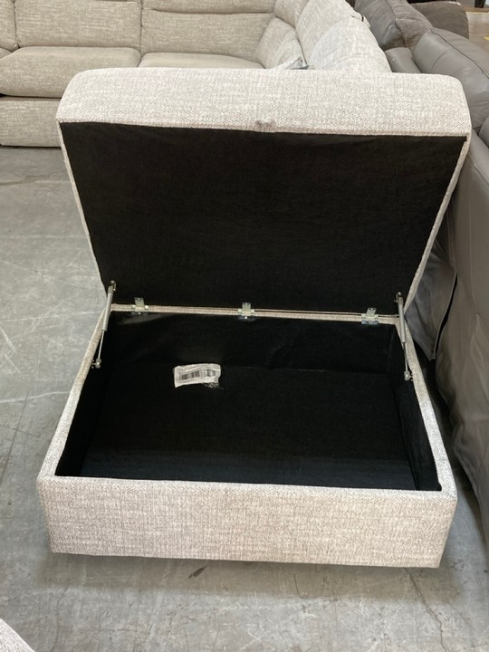 Lot 4  
            Marchington SR10 - Delivery or Collection 

                
OAK FURNITURELAND MORGAN STORAGE FOOTSTOOL IN SANTOS SILVER - ORIGINAL RRP £499.9...