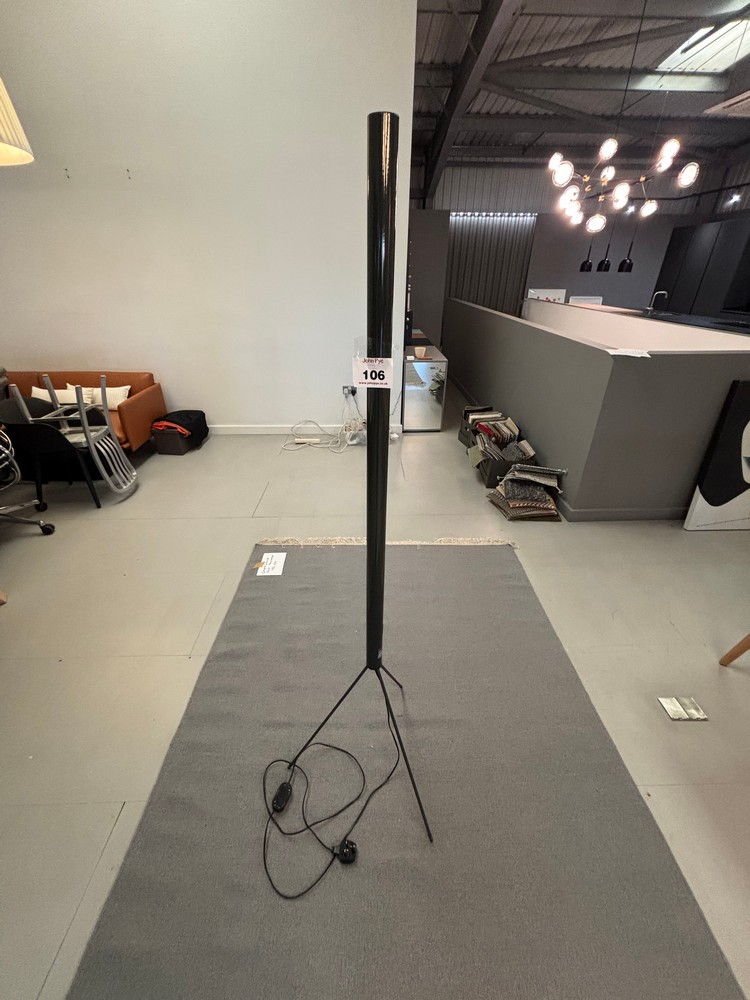 Lot 106  
            Offsite, Nottingham - Collection Only 

                
Flos Luminator Fresstanding Light