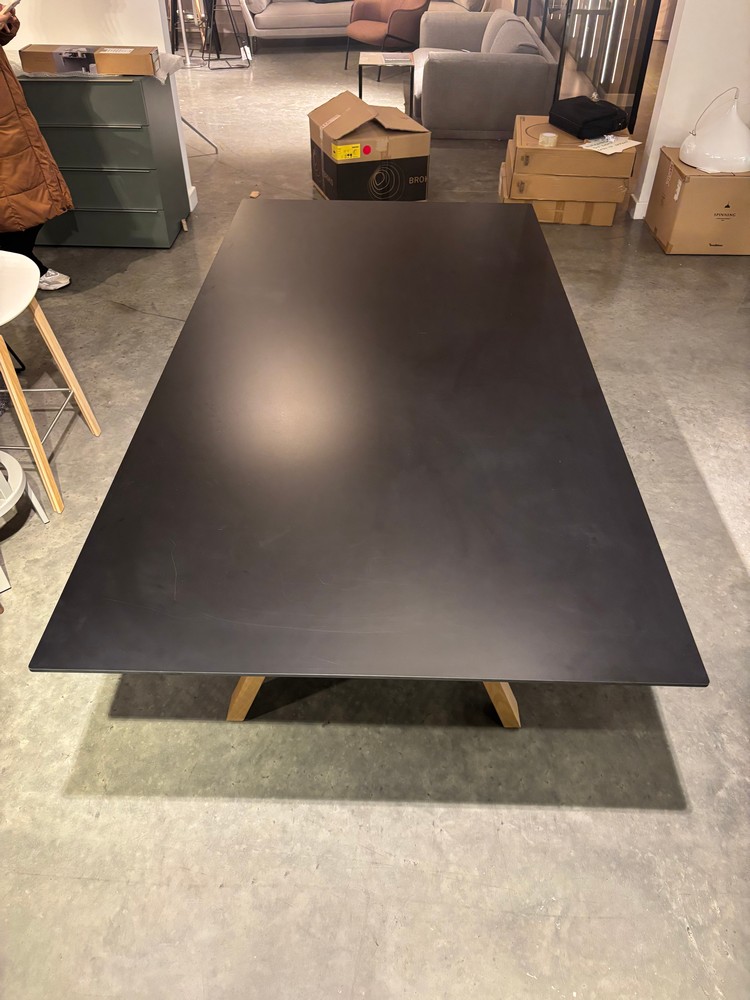 Lot 120  
            Offsite, Nottingham - Collection Only 

                
Sovet Valencia Dining Table Original RRP £3,066