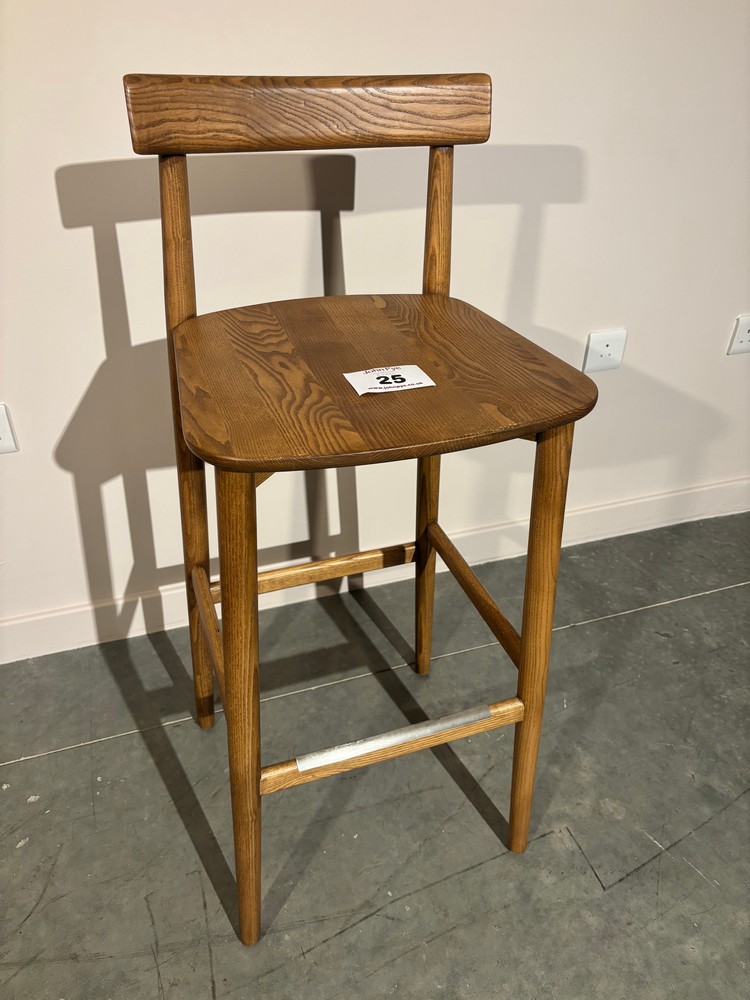 Lot 25  
            Offsite, Nottingham - Collection Only 

                
Wooden Bar Stool with Backrest