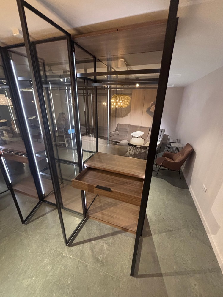 Lot 2  
            Offsite, Nottingham - Collection Only 

                
LEMA Glass Free Standing Wardrobe by Lema Italy, Dimensions Length 307 x D 67 x H...