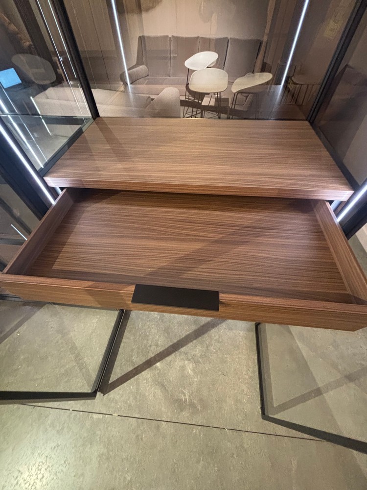 Lot 2  
            Offsite, Nottingham - Collection Only 

                
LEMA Glass Free Standing Wardrobe by Lema Italy, Dimensions Length 307 x D 67 x H...