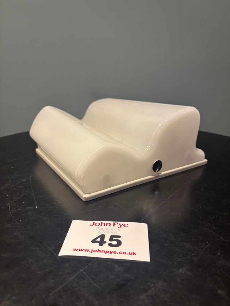 Lot 45  
            Offsite, Nottingham - Collection Only 

                
ARTEMIDE Logico Wall Light, White Opal Glass with Steel Back Plate Original RRP £245